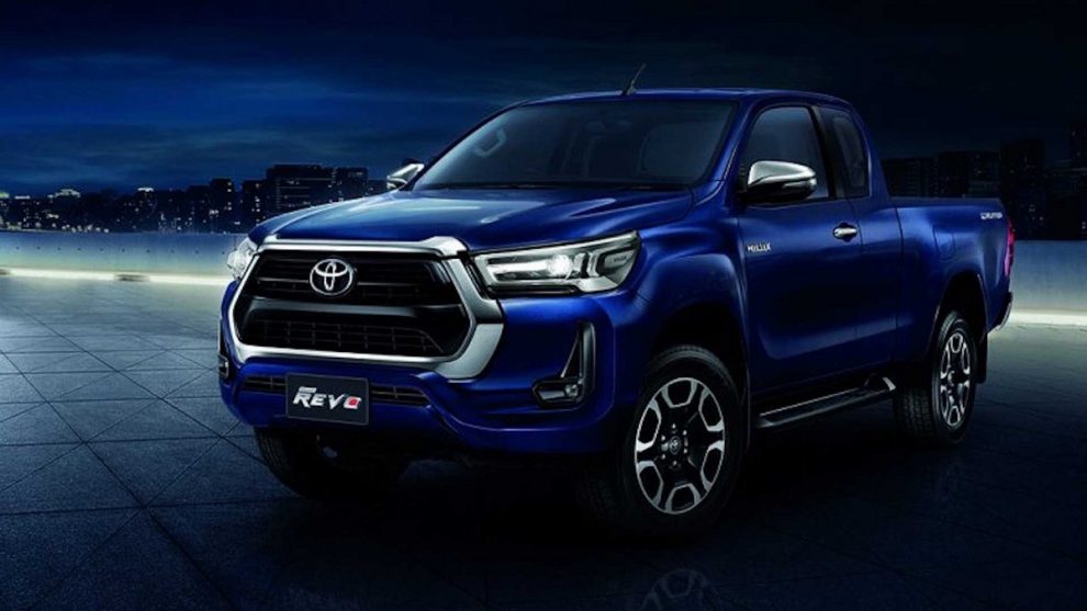 TOYOTA HILUX